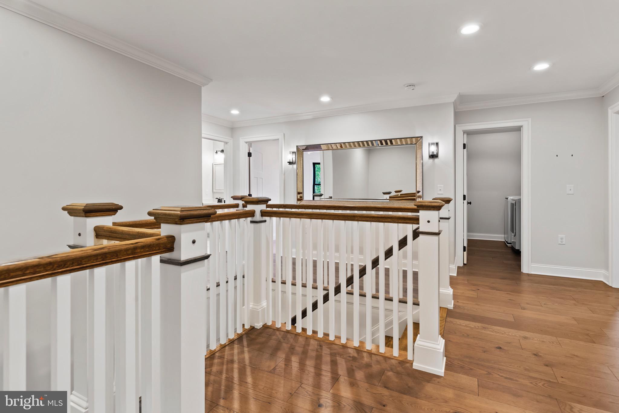 26 Jennifer Ln
