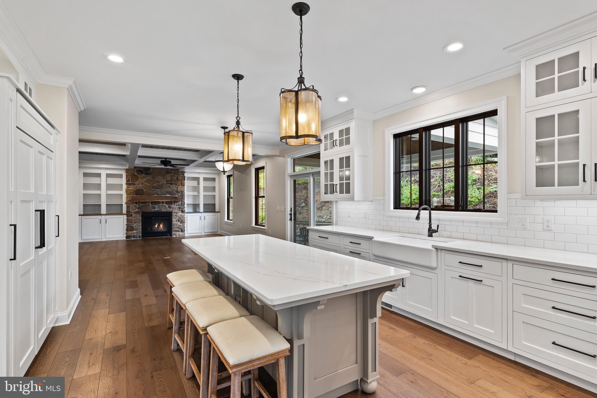 26 Jennifer Ln