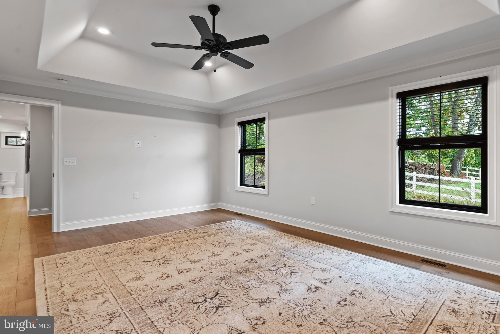 26 Jennifer Ln