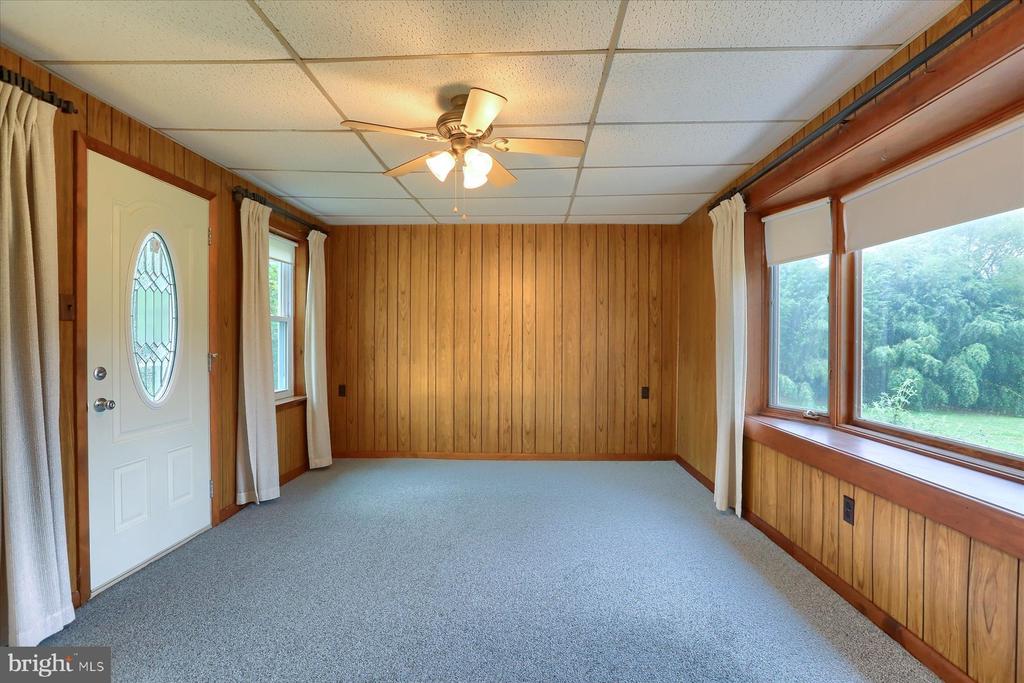 428 Valley Rd
