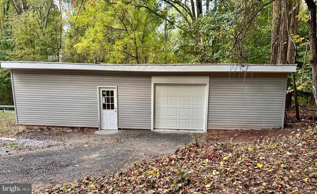 1580 Pines Rd