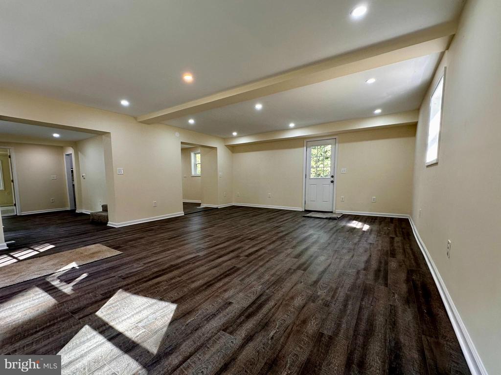 1580 Pines Rd