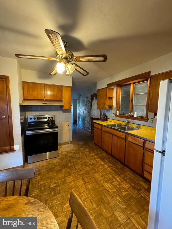 404 Harrisburg Pike