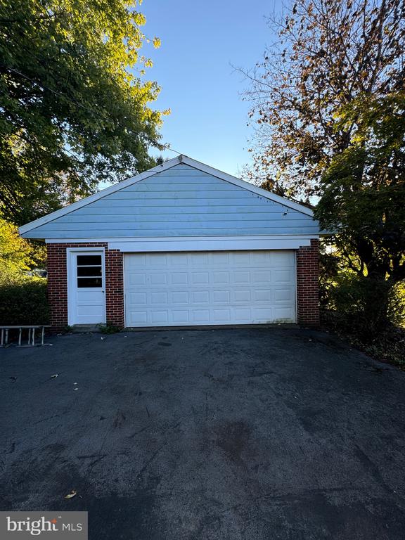 404 Harrisburg Pike
