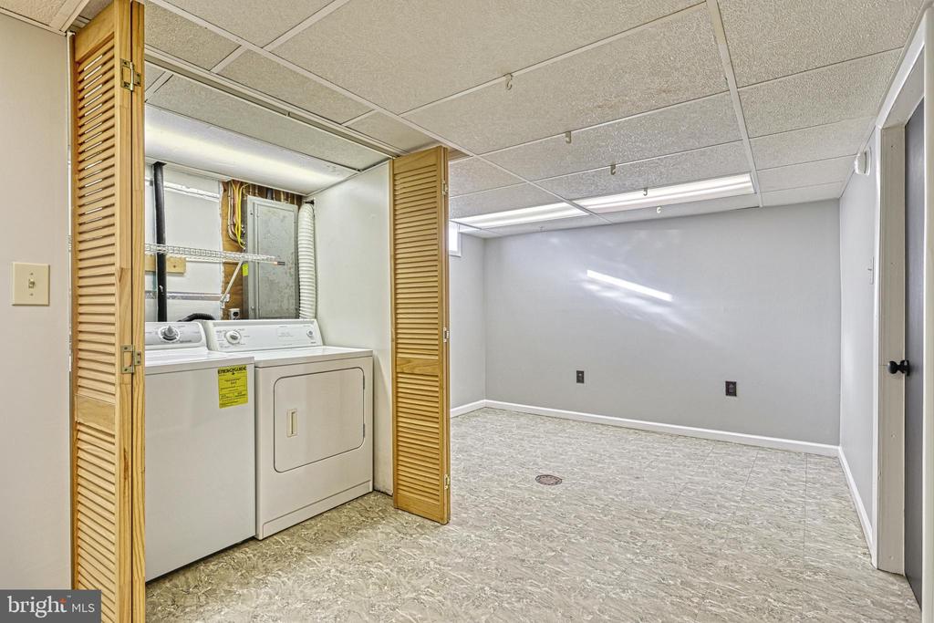 304 Sunset Dr