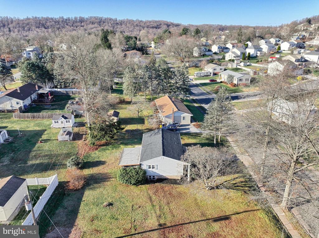 304 Sunset Dr