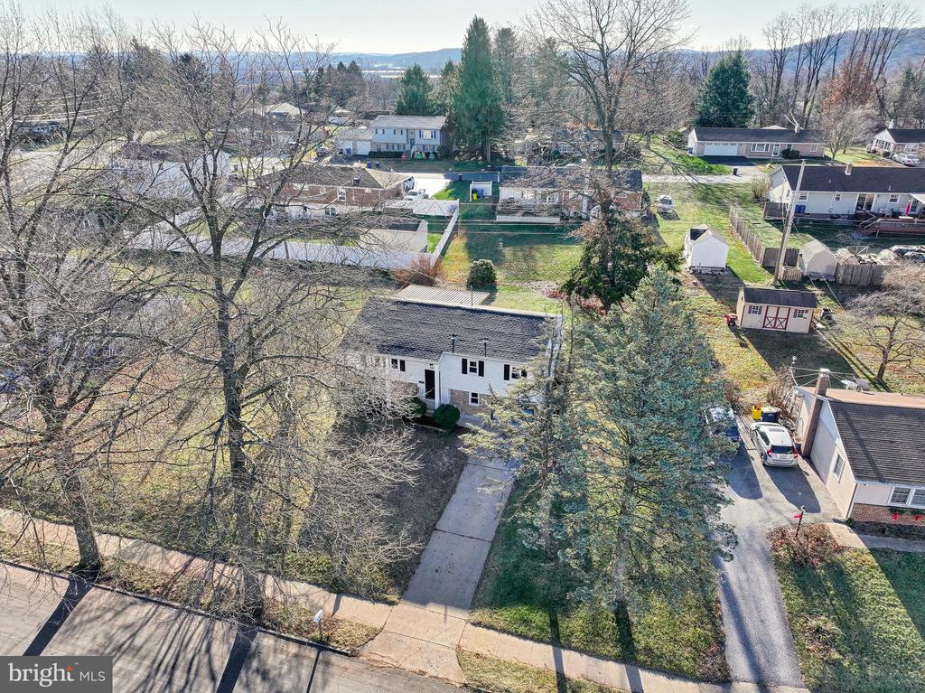 304 Sunset Dr