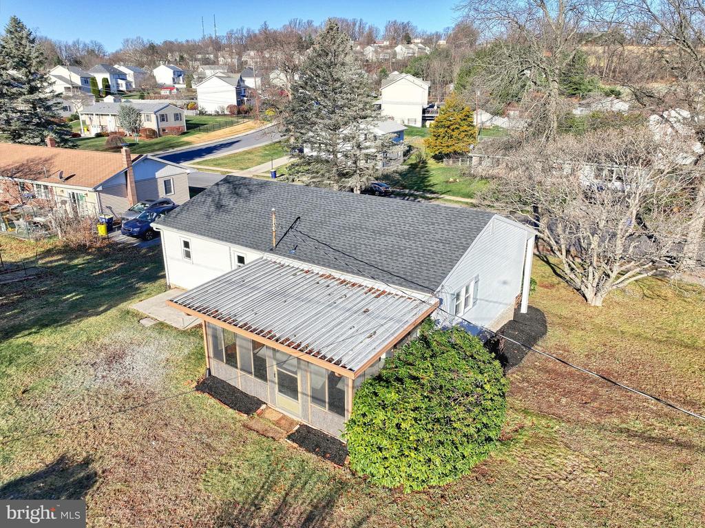 304 Sunset Dr