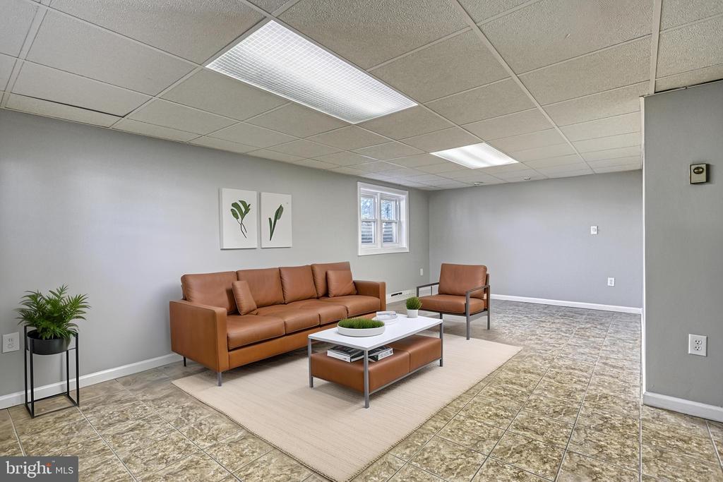 304 Sunset Dr