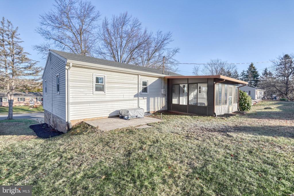 304 Sunset Dr