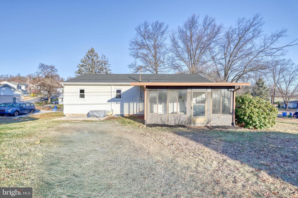 304 Sunset Dr