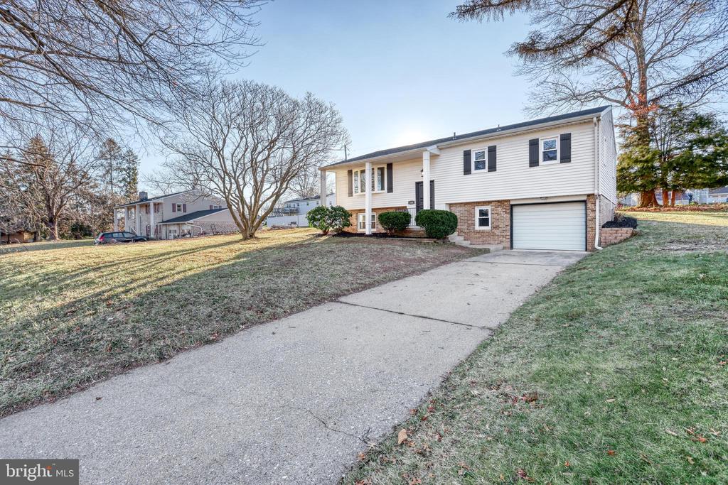 304 Sunset Dr