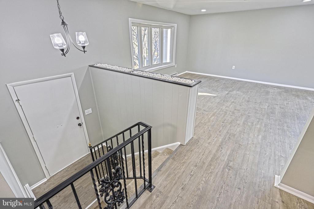 304 Sunset Dr