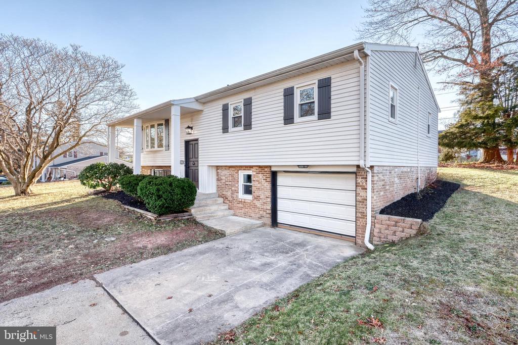 304 Sunset Dr