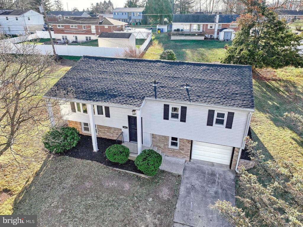 304 Sunset Dr