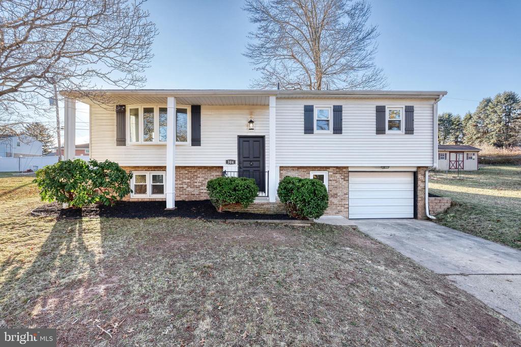304 Sunset Dr