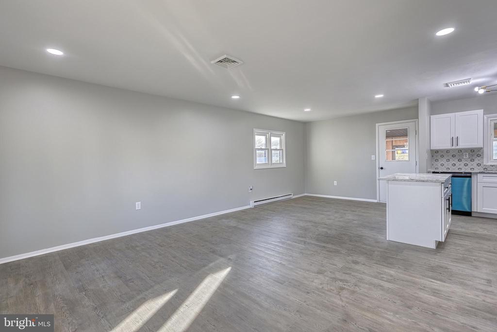 304 Sunset Dr