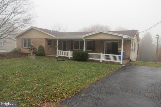 60 Orchard Ave
