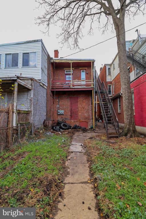 39 S Hartley St
