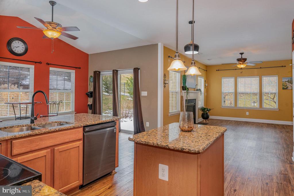 528 Windy Way