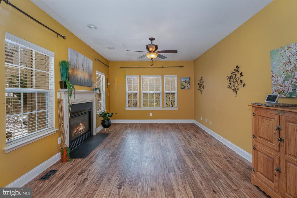 528 Windy Way