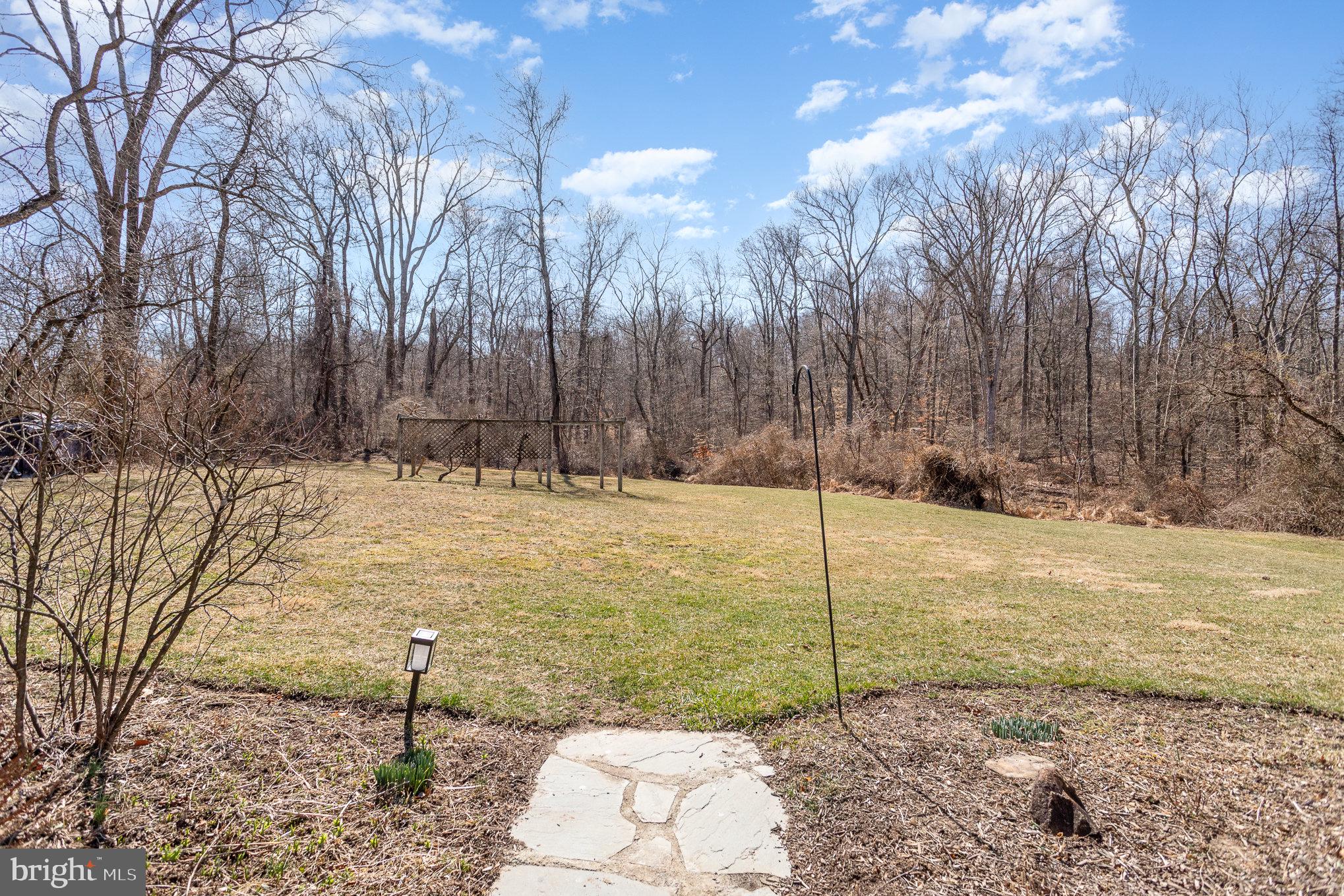 140 E Siddonsburg Rd