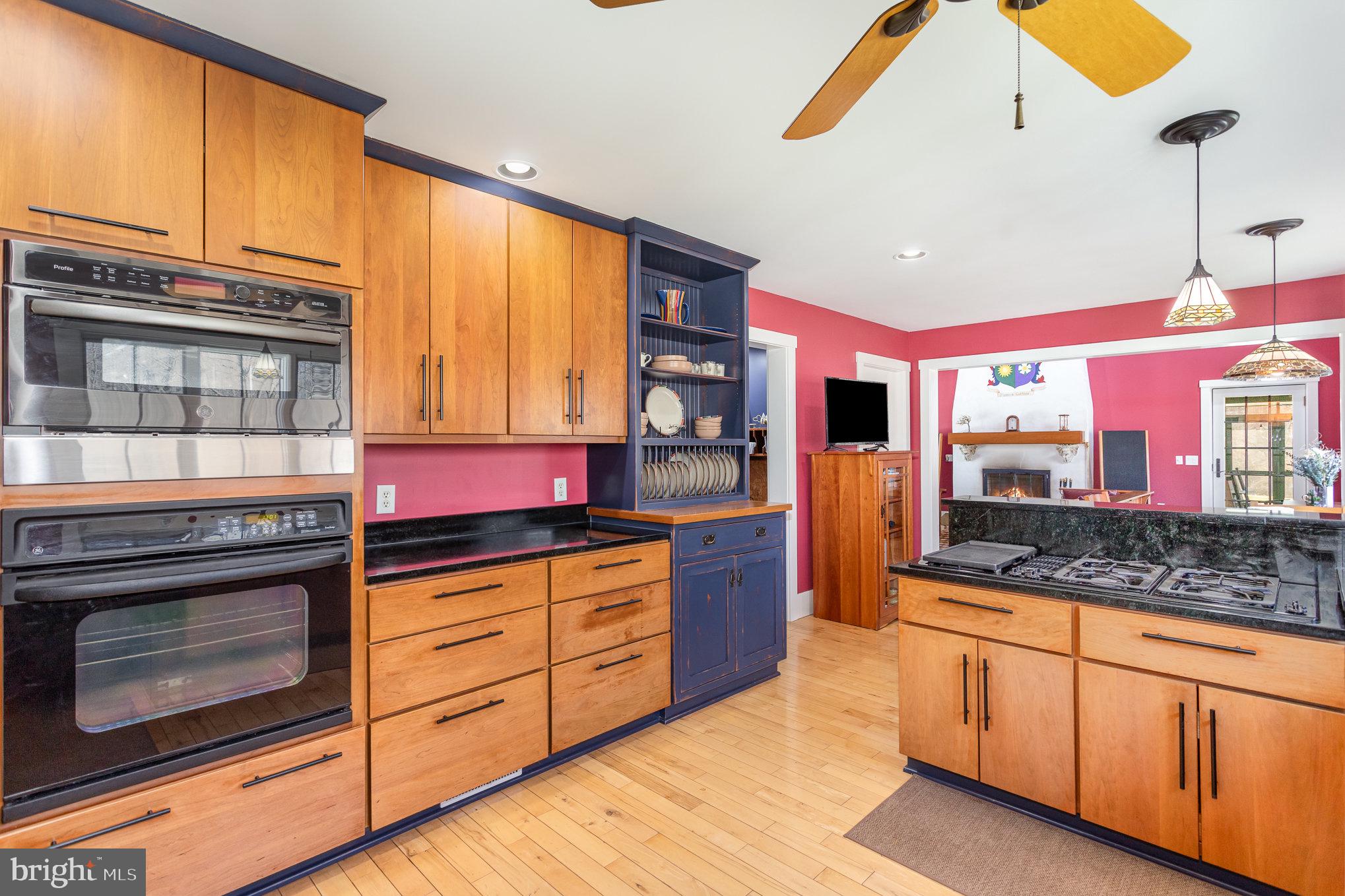 140 E Siddonsburg Rd