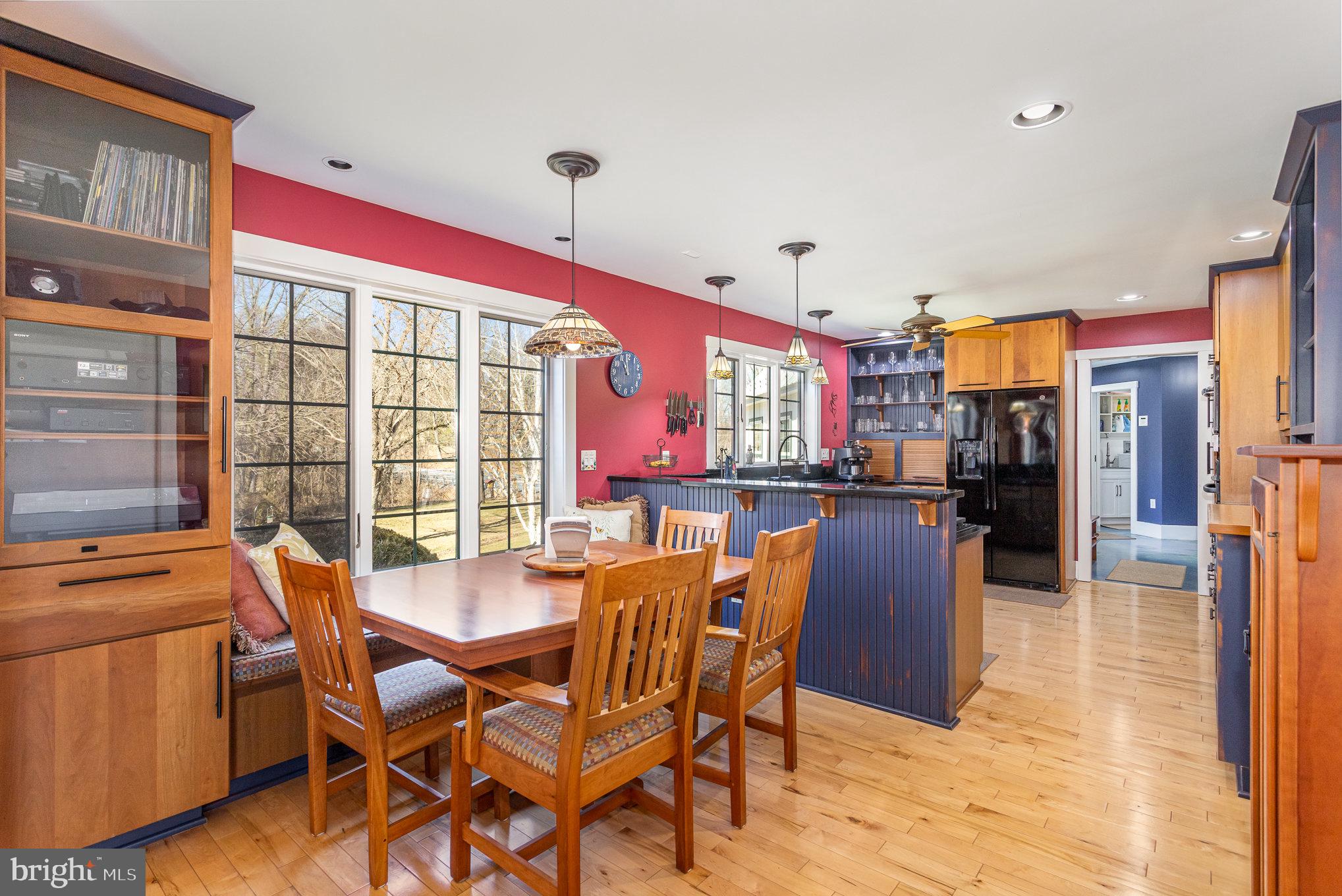 140 E Siddonsburg Rd
