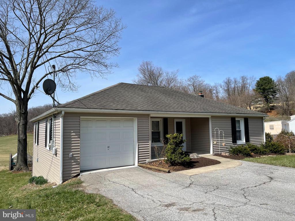 7462 Reynolds Mill Rd