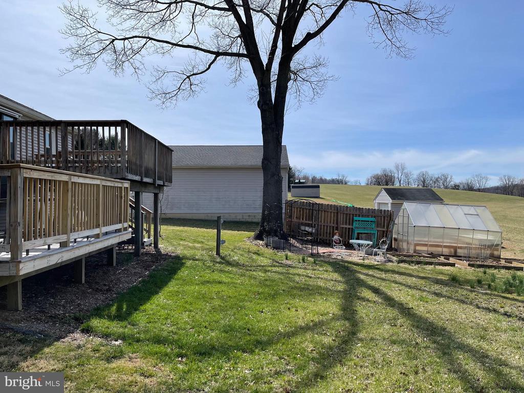 7462 Reynolds Mill Rd