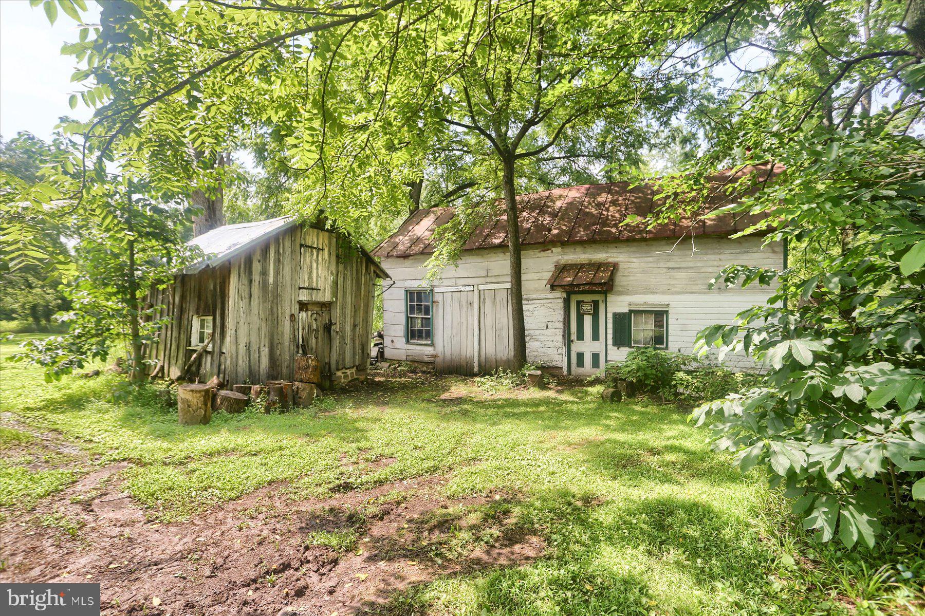 302 W Front St