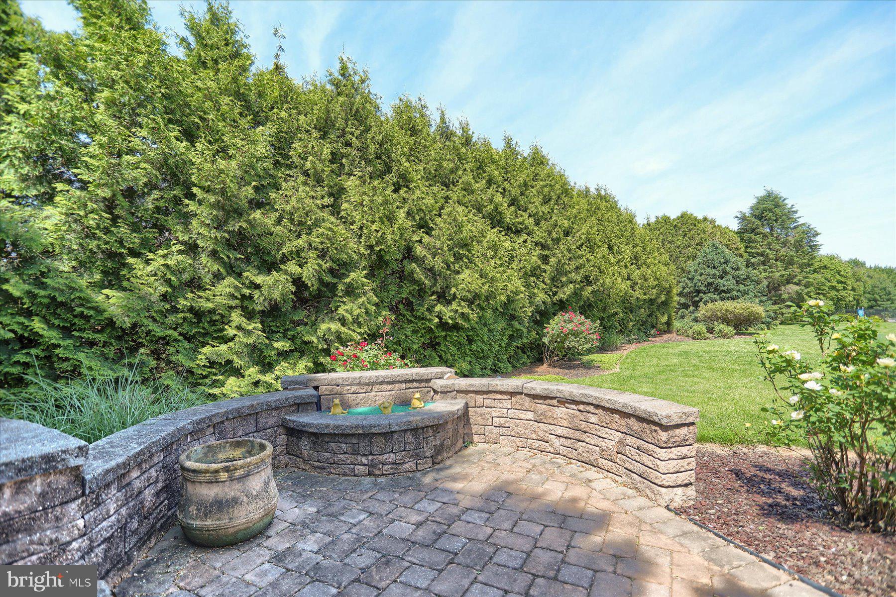 359 FUTURITY DRIVE