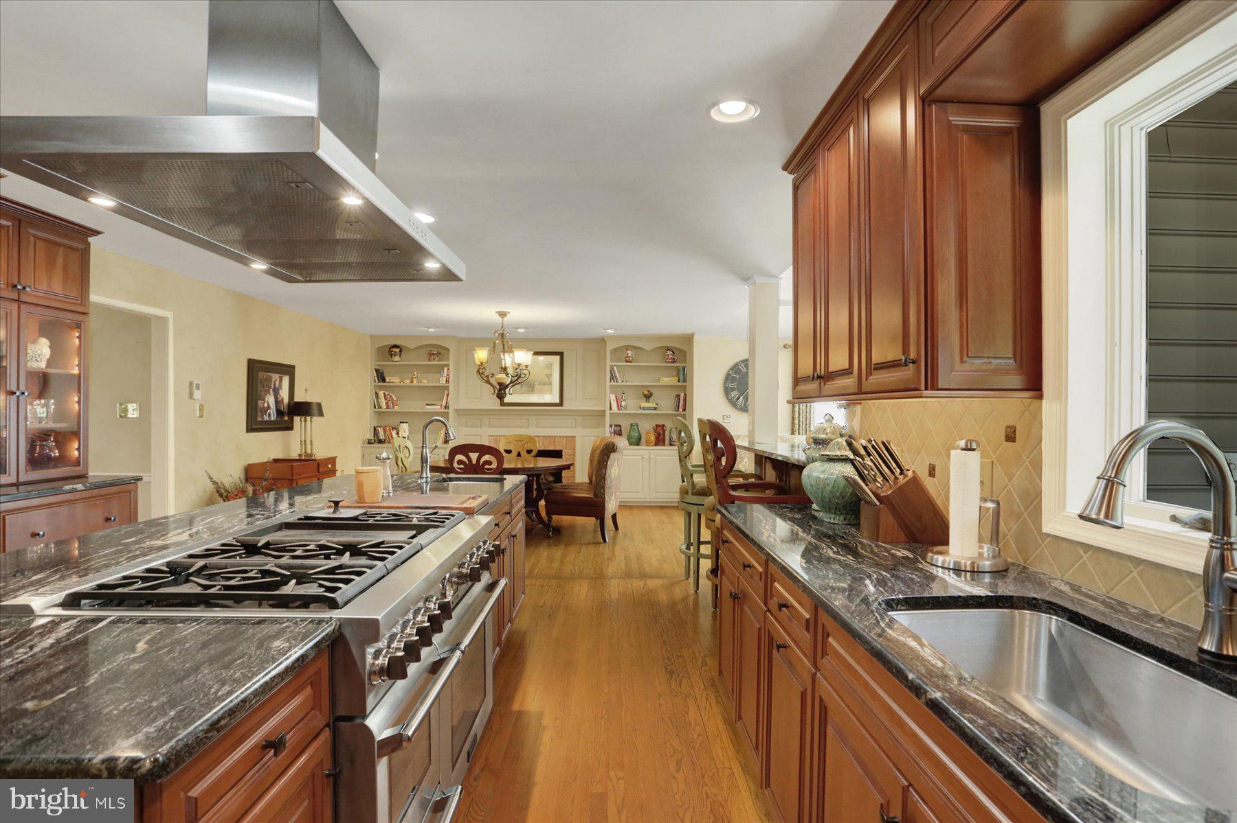 359 FUTURITY DRIVE