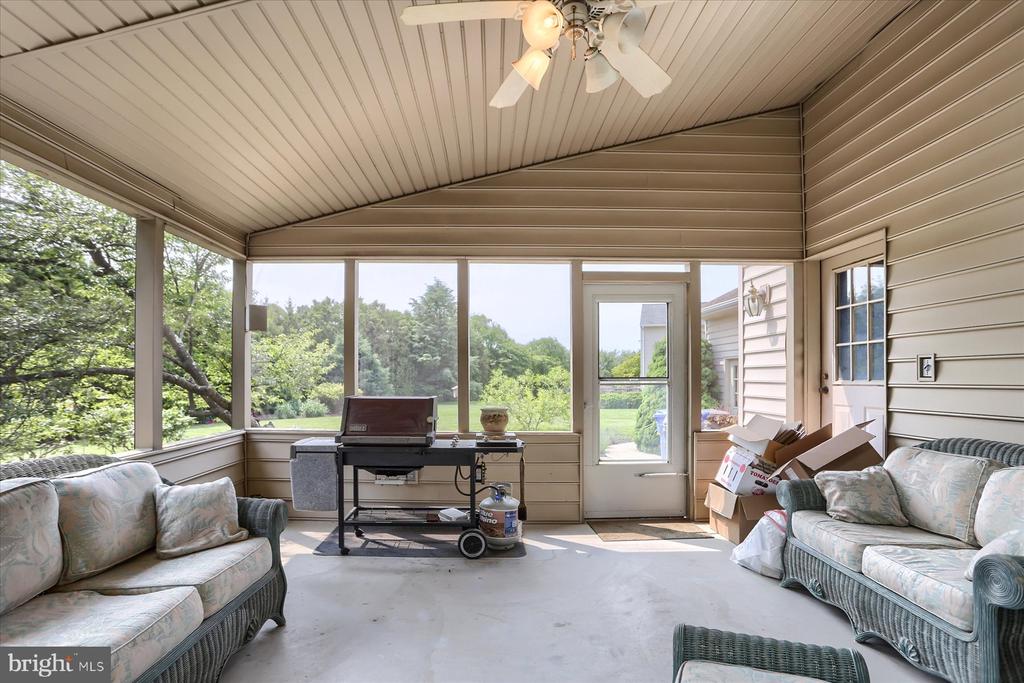 359 FUTURITY DRIVE