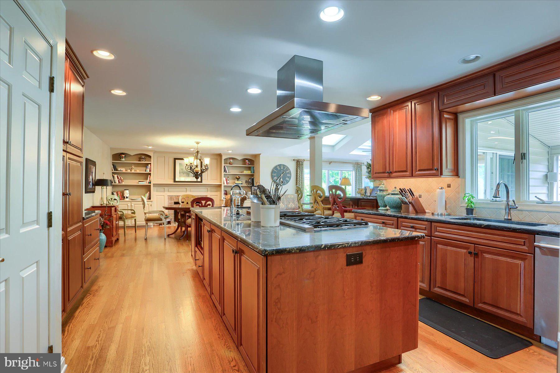 359 FUTURITY DRIVE