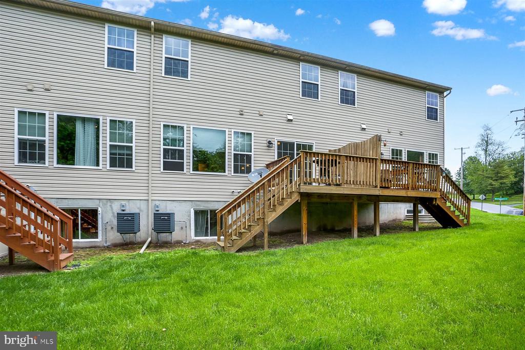369 Weatherstone Dr