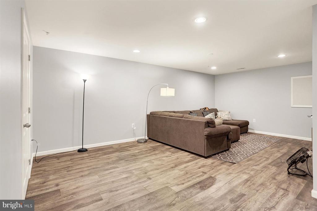 369 Weatherstone Dr