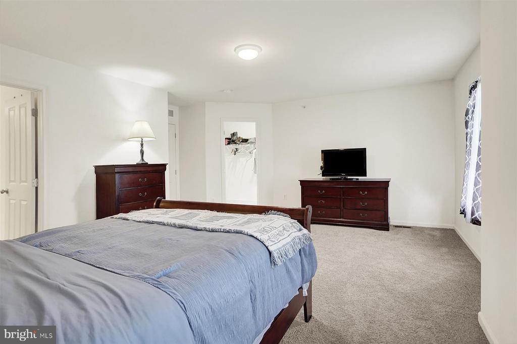 369 Weatherstone Dr