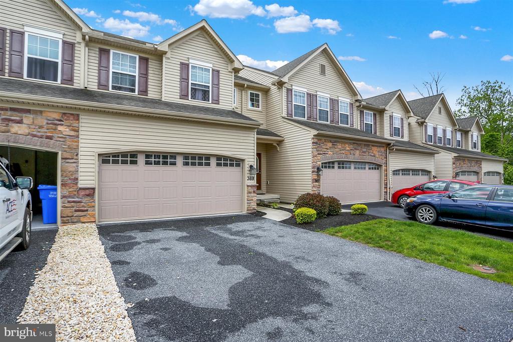 369 Weatherstone Dr