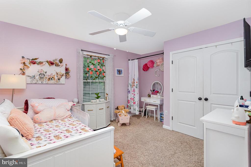 145 Pleasant View Ter