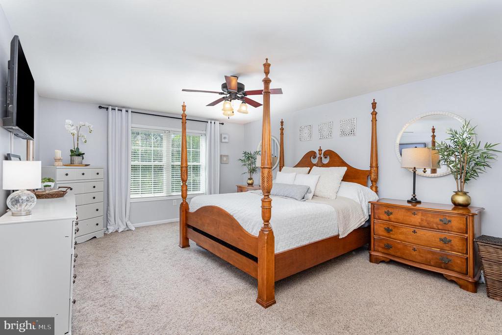 145 Pleasant View Ter