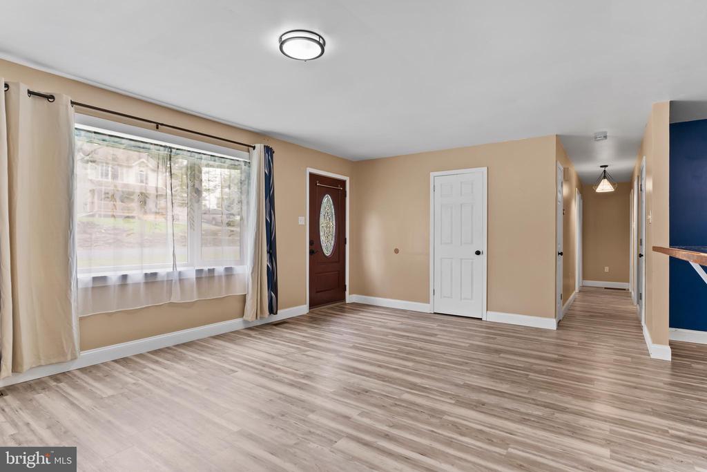 130 Conley Ln