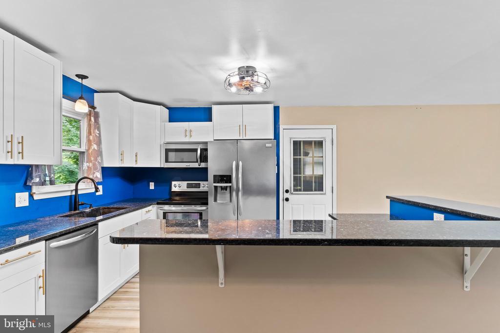 130 Conley Ln