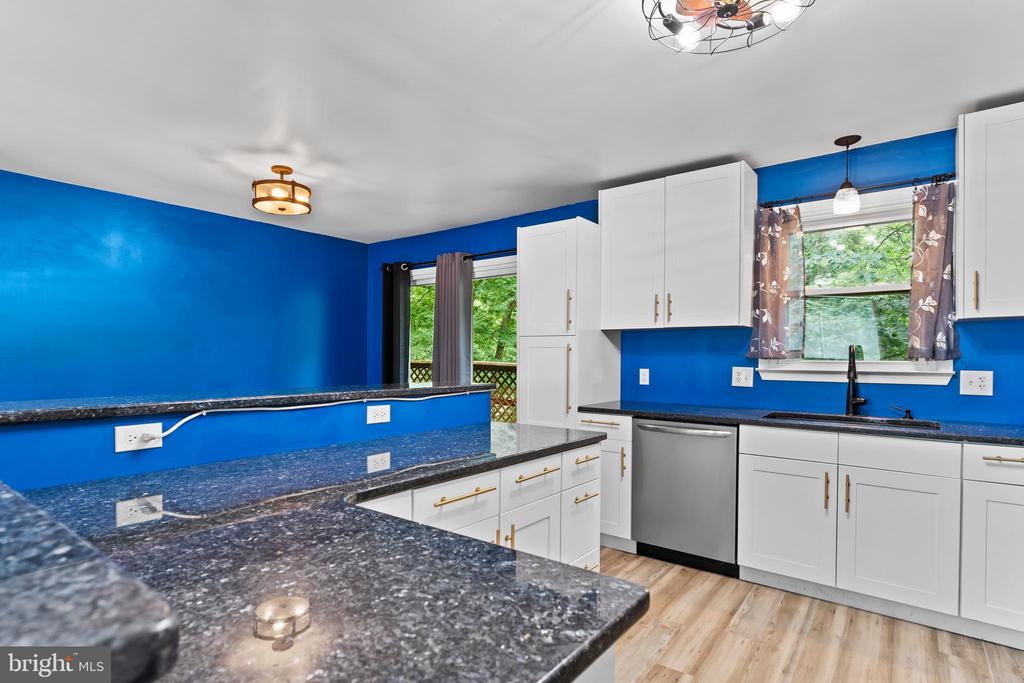 130 Conley Ln