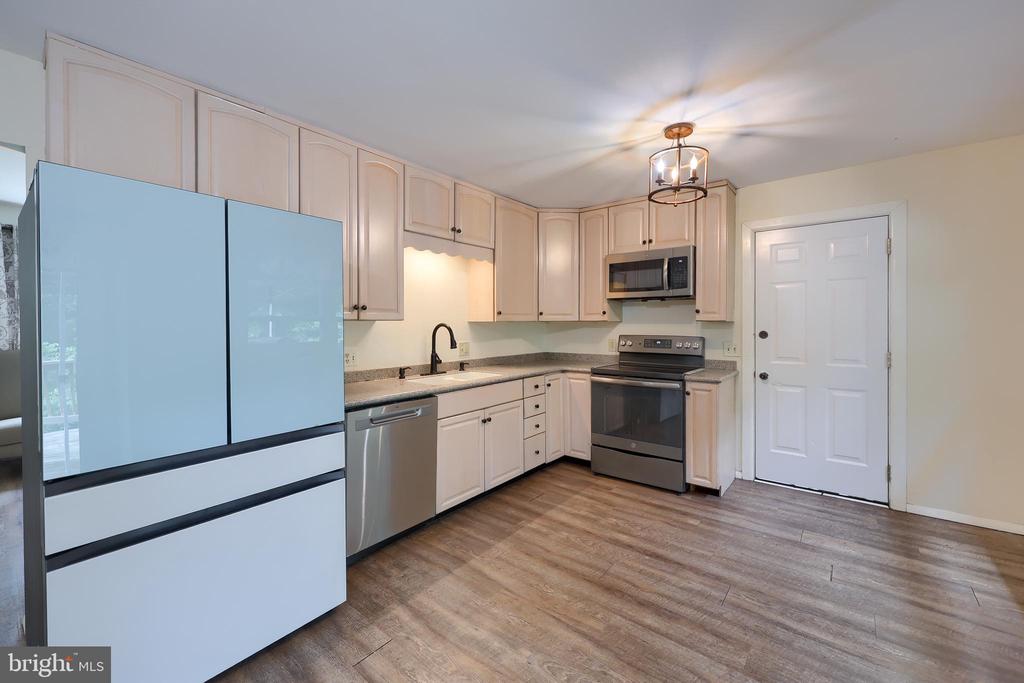 35 LOCUST CIRCLE