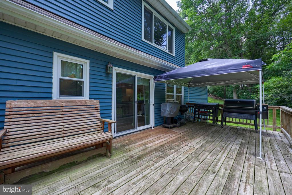 35 LOCUST CIRCLE