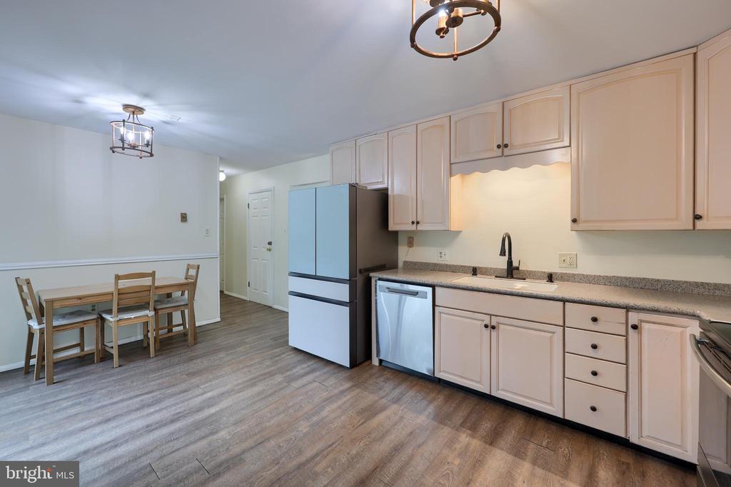 35 LOCUST CIRCLE