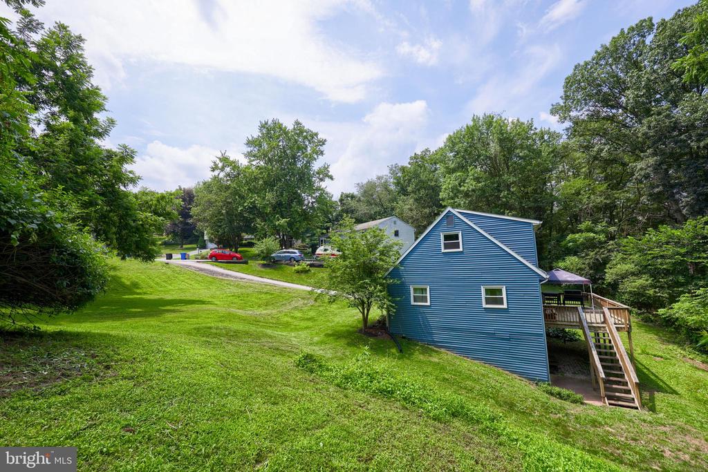 35 LOCUST CIRCLE