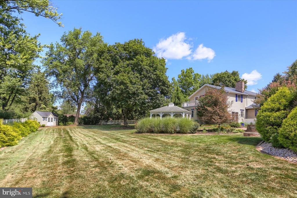100 Wedgewood Cir