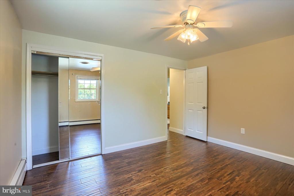 100 Wedgewood Cir